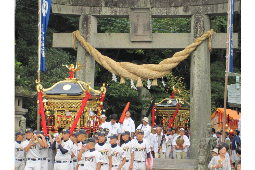 [秋天的节日]大原八幡神社仲秋节日(放生会)[大分县]