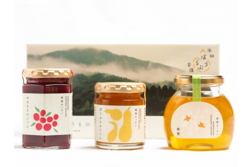 〈南［火田］厨房〉家乡山的礼品