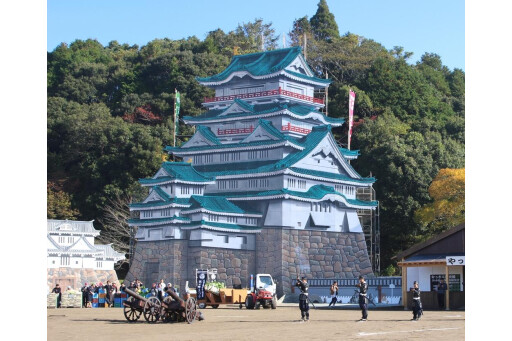 [秋天的节日]第32次大小角落的国tatchiku松山藩秋天的阵地节[鹿儿岛县]