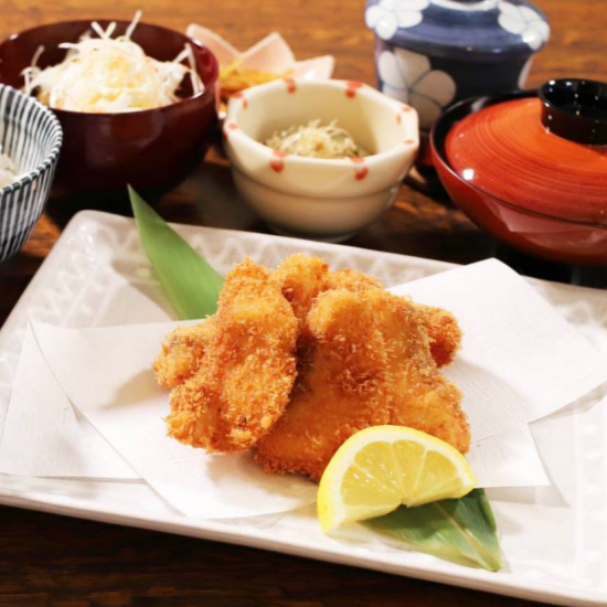 <开始的一步>地方油炸鱼食品套餐的复活和每日特选的990日元饭的出场